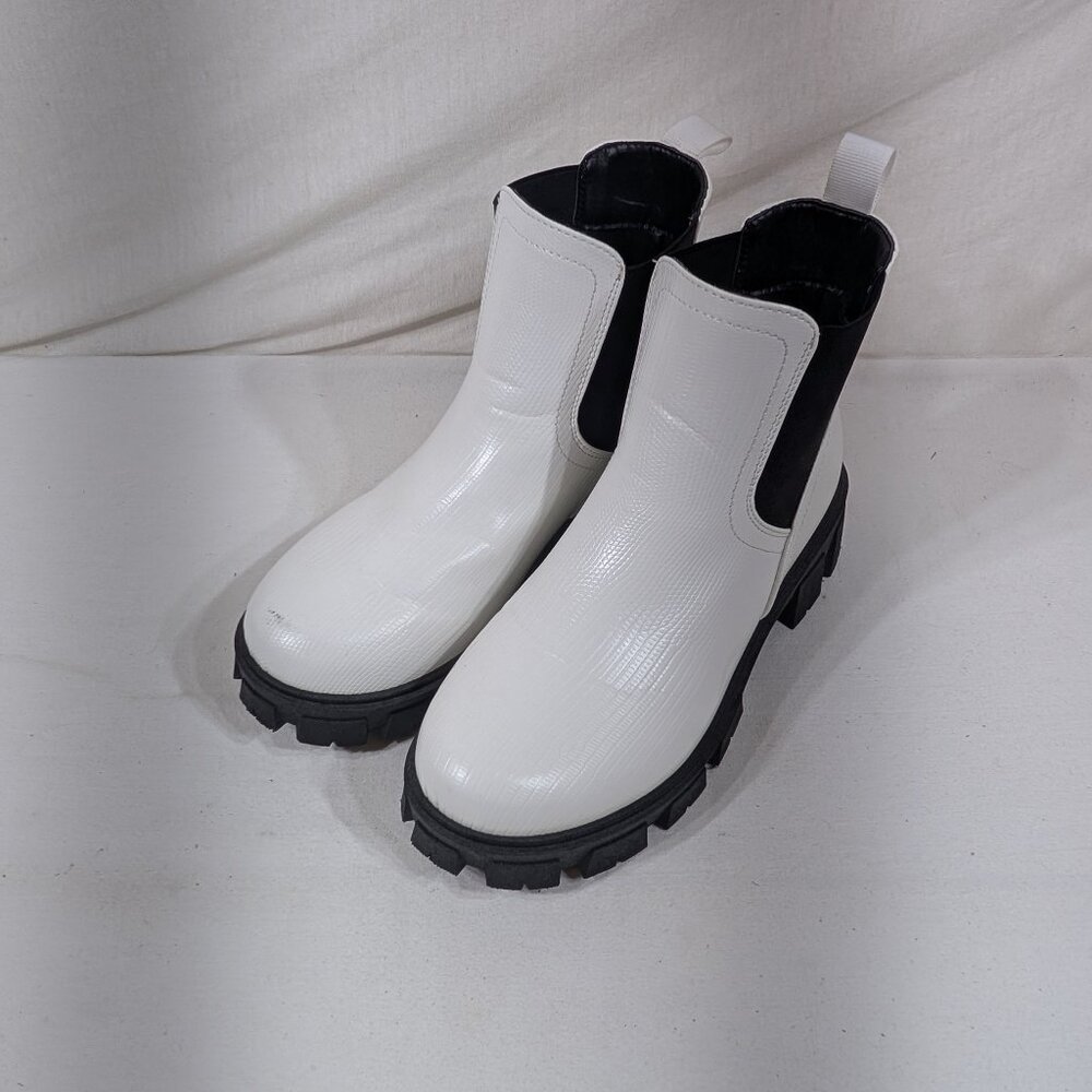 White Sugar Boots